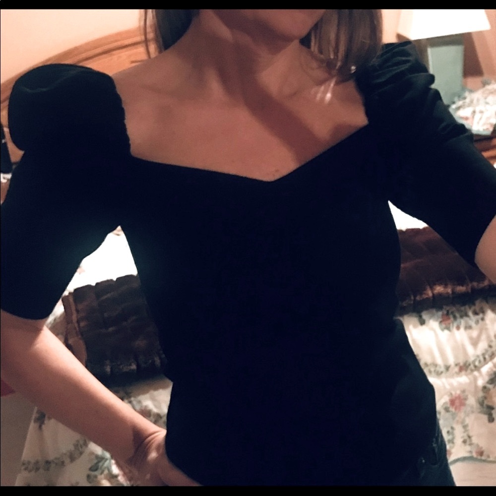 H&M puff sleeve top